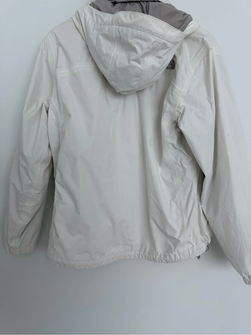 The North Face Resolve Women HyVent White Lightweight Rain Jacket medium gorpcor